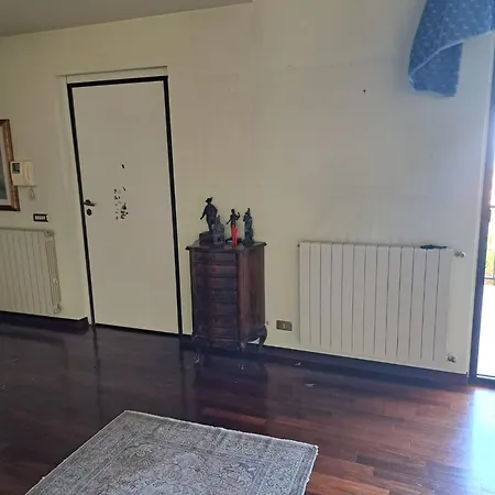 Casa Vista Mare Con Giardino