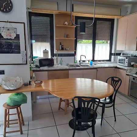 Casa Vista Mare Con Giardino Apartment *