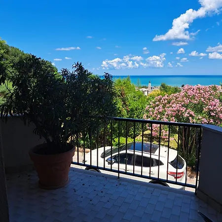 Apartment Casa Vista Mare Con Giardino *